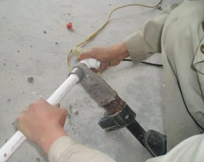 巴青漏水维修电话